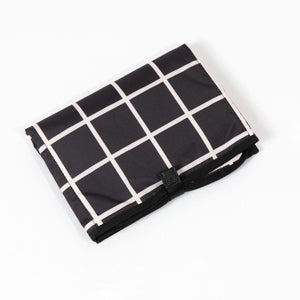 Open image in slideshow, Freshly Picked | MAGNETIC CHANGING MAT
